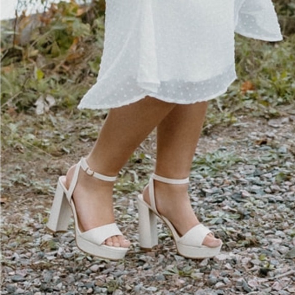 Windsor white platform block heels - Picture 3 of 3